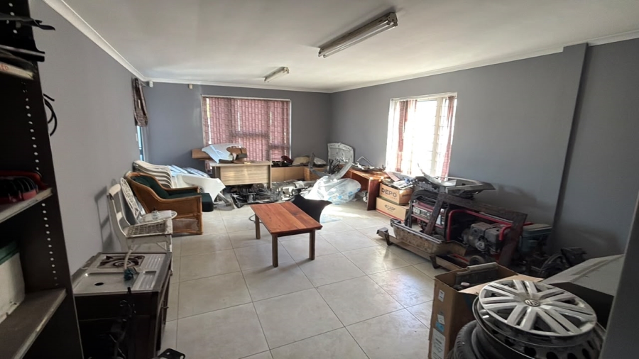 To Let Commercial Property for Rent in Stikland Industrial Western Cape